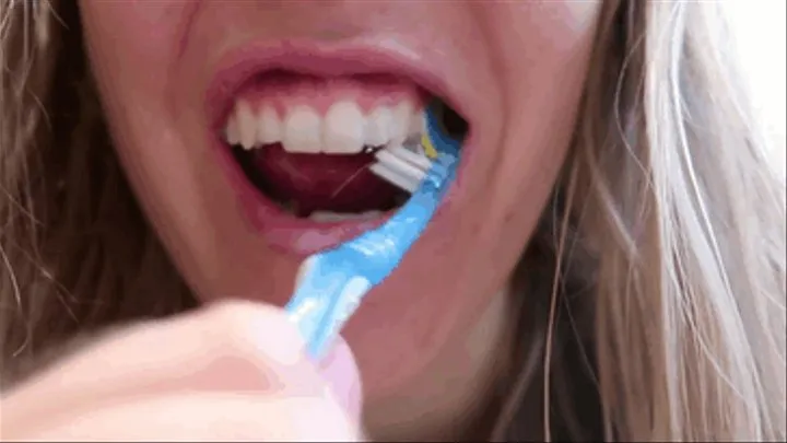 Teeth Brushing - Close up!