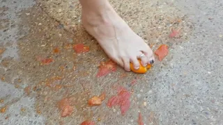 barefeet crushing