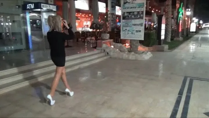Arab night walk with 7 inch luxury platform glitter high heels - full clip