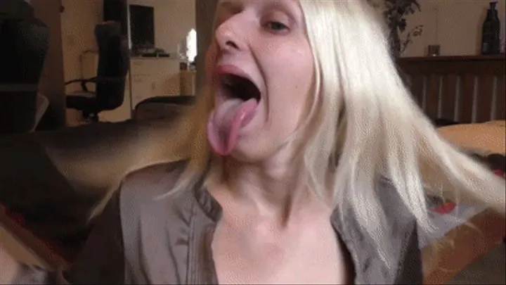 Naughty Tongue Show Of