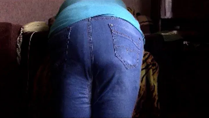 Big Ass Farts In Jeans( )