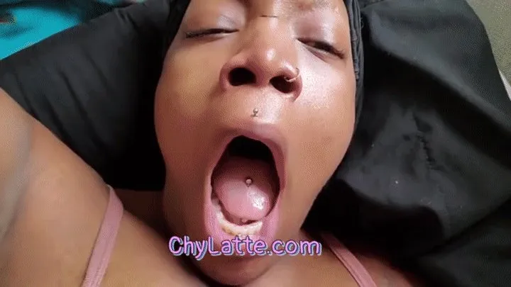 Yawning in the Morning - Yawning Fetish, Mouth Fetish, Face Fetish, Ebony, Amateur