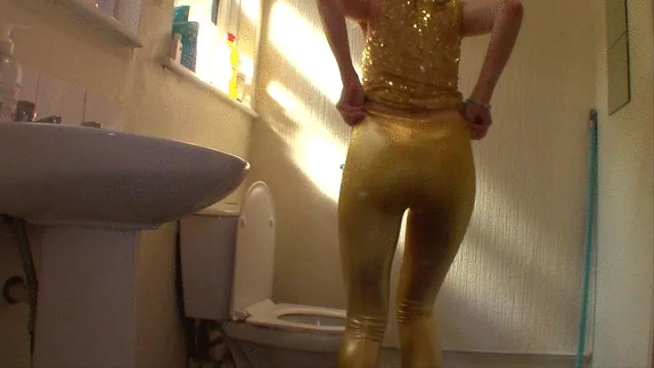 In Shiny GOLD On Toilet