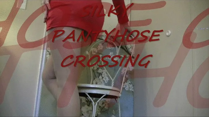 Silky Pantyhose Crossing