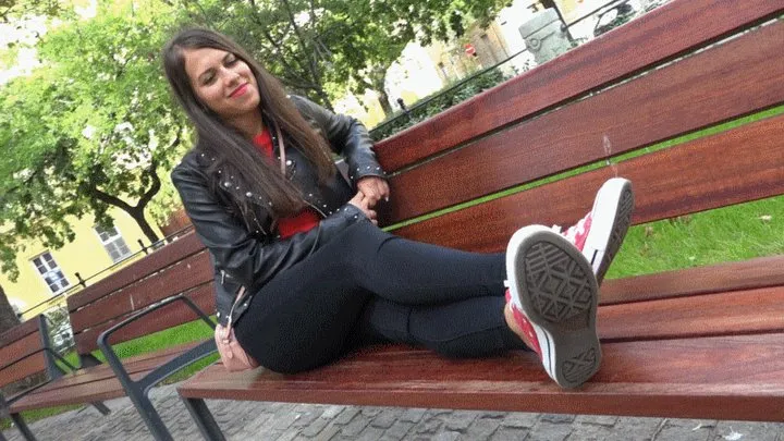 IRINA - All Star Day - Walking In The City In My Sneakers