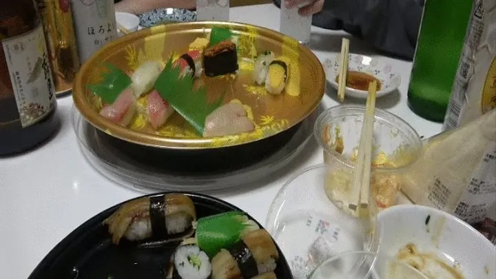 Sexy veiny milf soles and toes under the table in Tokyo