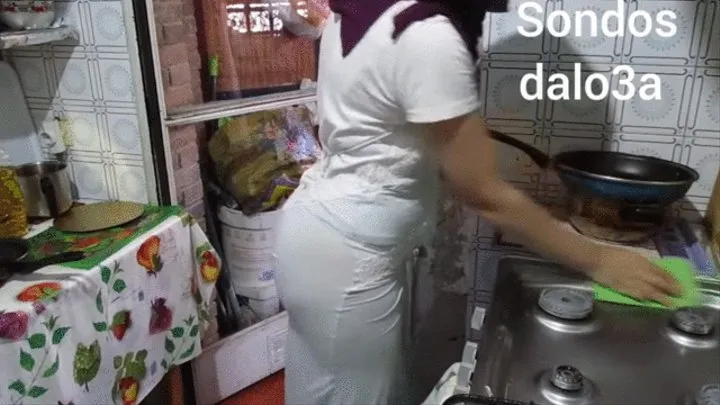 Huge Big round butt in hijab housework