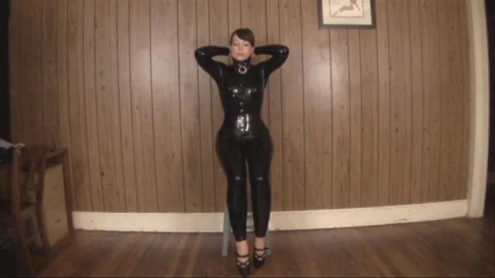 Elizabeth Andrews: Latex catsuit, posture collar and ballet heels Mobile