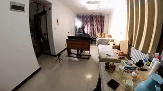 GoPro Max Michelle steps on the organ in these short boots