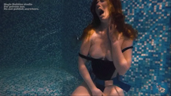 497 Ginger underwater online show