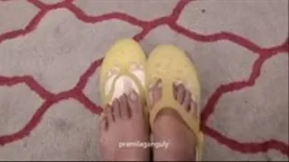 Shoeplay in Bare Feet No Nail Paint
