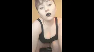 watch me strip and fuck my cunt