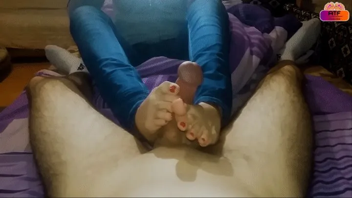 Friendly footjob pleasure