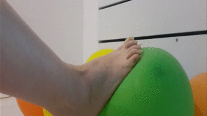 Balloons Feet Pop Slaves