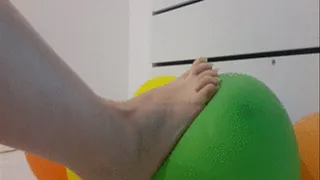 Balloons Feet Pop Slaves