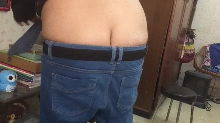 Super low jeans revealing buttcrack and super hairy bush