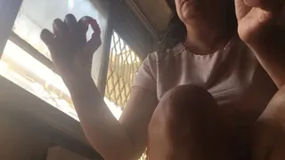 Giantess crushes little invaders in her house