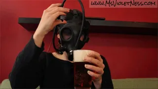 Gas Mask BeerB0ng