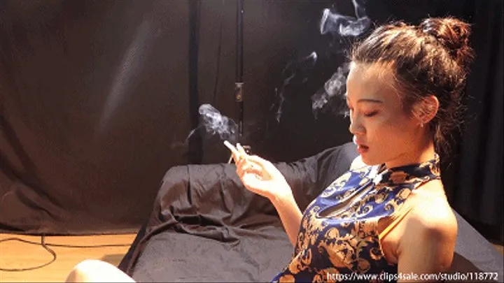 Sexy heavy smoker xbxuecheng's interview2