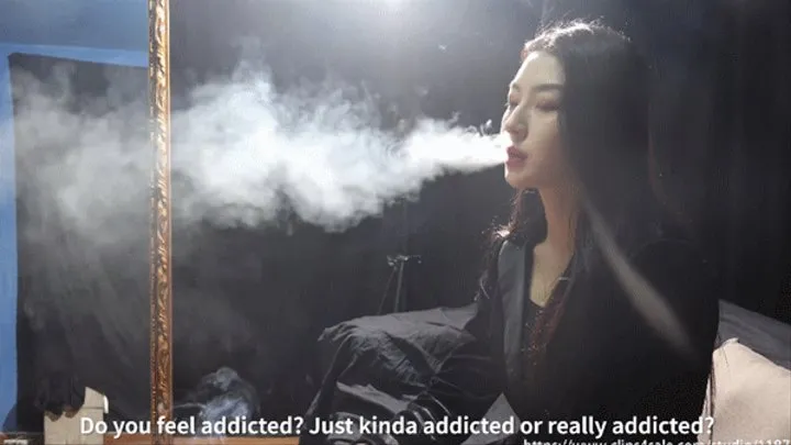 Sexy heavy smoker yueliang`s new interview