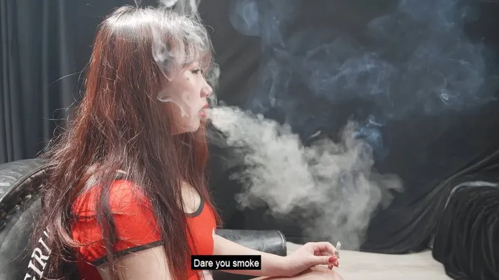 2021 new Sexy heavy smoker tongs `s smoking interview2