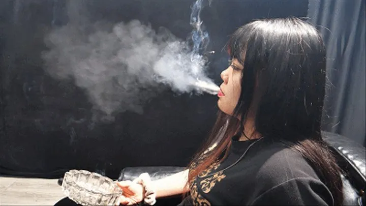 bbw New Sexy heavy smoker bx's smoking interview Hands free inhalation