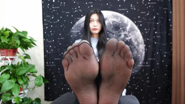 Asian Vietnamese sexy model ers`s dangling sex sock