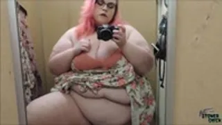 Fat Slut Masturbates in Dressing Room