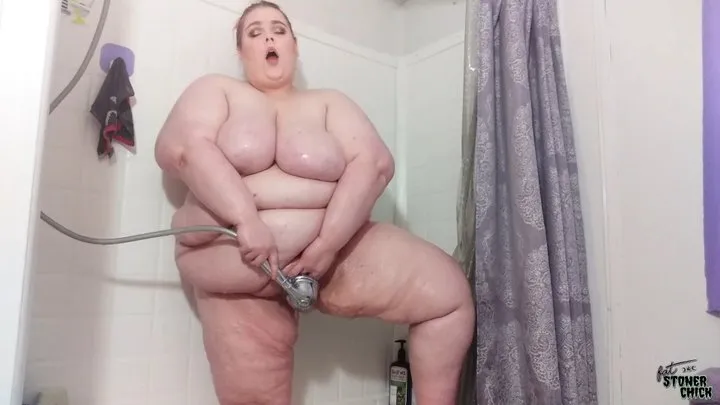 BBW Lets You Watch Her Cum In The Shower
