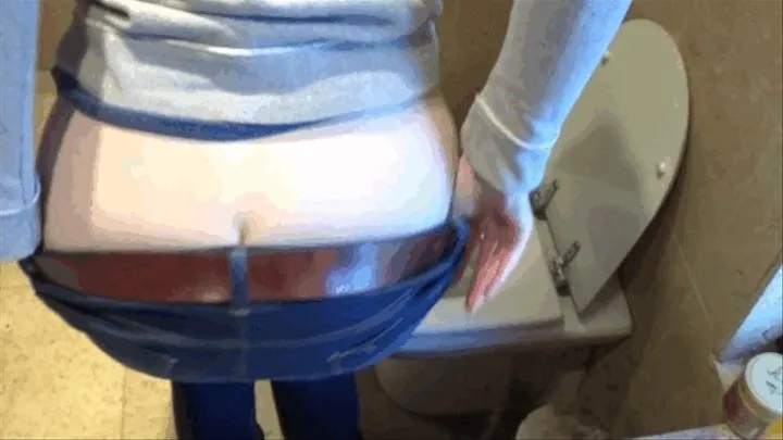 Tight Skinny Jeans Toilet Fun - Toilet Fetish