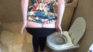 Plop Struggle & Strain In Summer Dress & Yoga Pants - Toilet Fetish