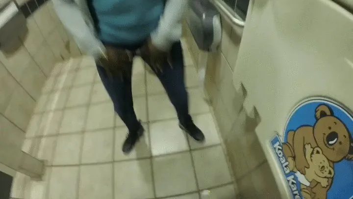 QUIKBLOW IN THE QUIKTRIP BATHROOM