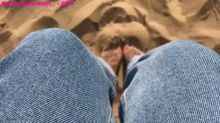 Worship my Long Toes: Beach Edition