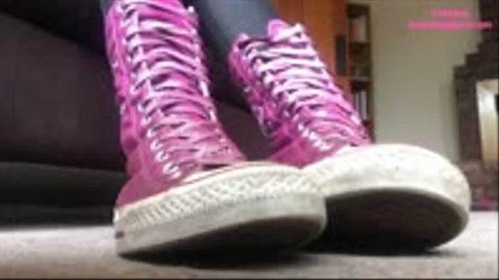 Sparkly Pink Converse