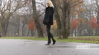 ANIA - black fur and boots