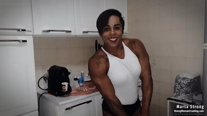 Marta strong flexing in White top