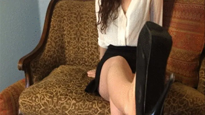 Using My Nylons & Heels to Seduce and Corrupt My Boss