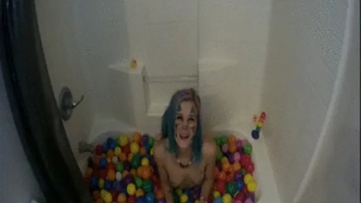 CLOWN BALL PIT DILDO FUCKING