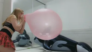 Alla makes a B2P red balloon crystal 17 inches sitting on an inflatable whale!!!