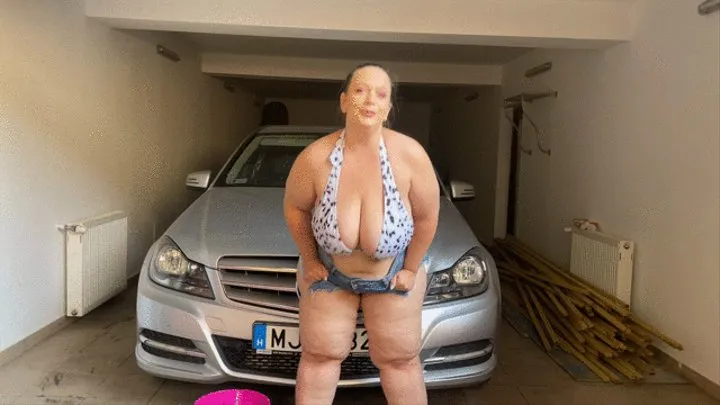 Washing your Benz naked in