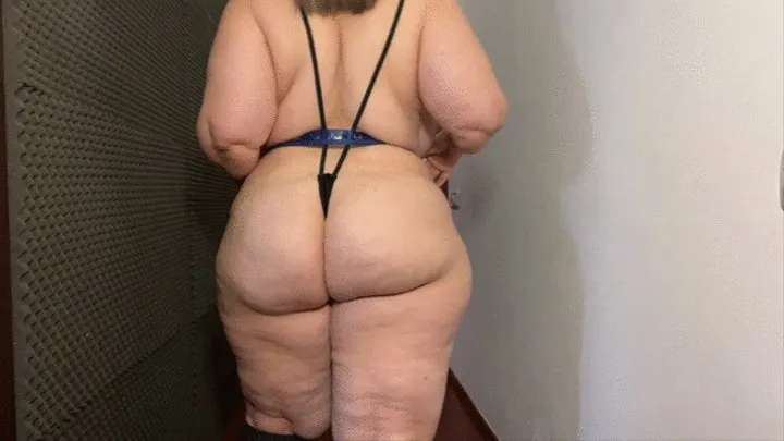 Twerking my fat ass