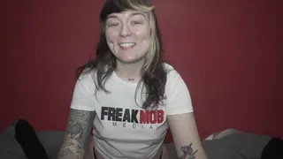 NO MAKEUP SLOPPY BLOWJOB WITH FREAKMOB