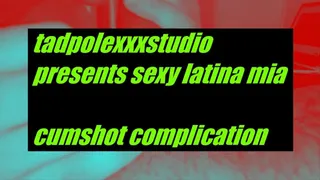Cumshot complication w Sexy Camila Cano