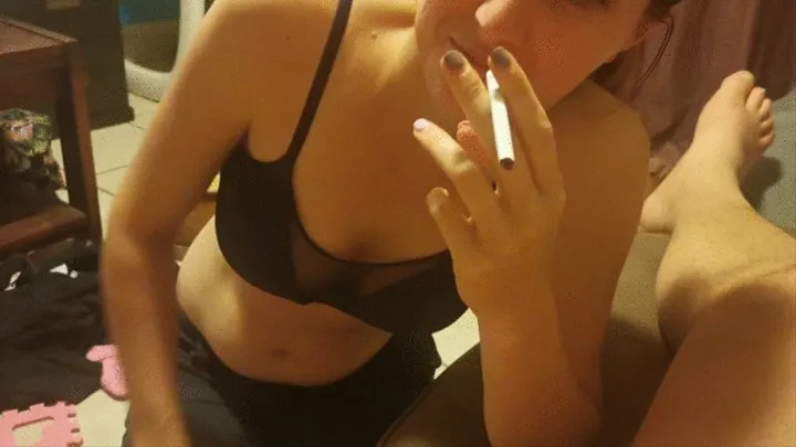 Smoking and a Load in My Face While Sucking Cock