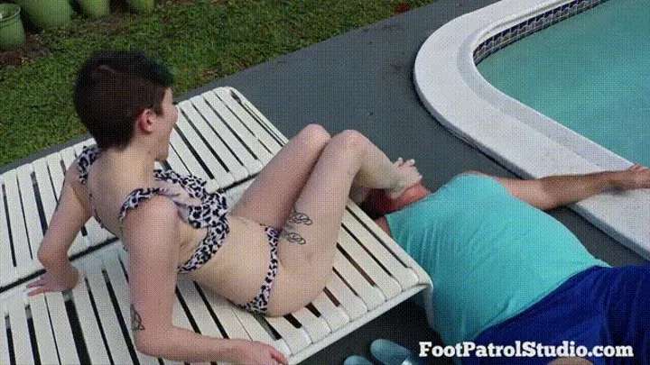 Poolside Foot Worship with Pixie Valentine