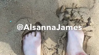 Toe Fetish ASMR at the beach
