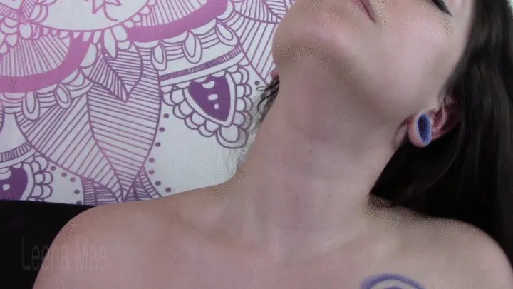 Showing Off My Sexy Neck and Collarbones