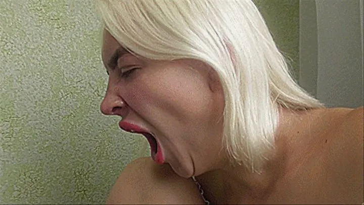 DEEP YAWNING BLONDE AT WORK!