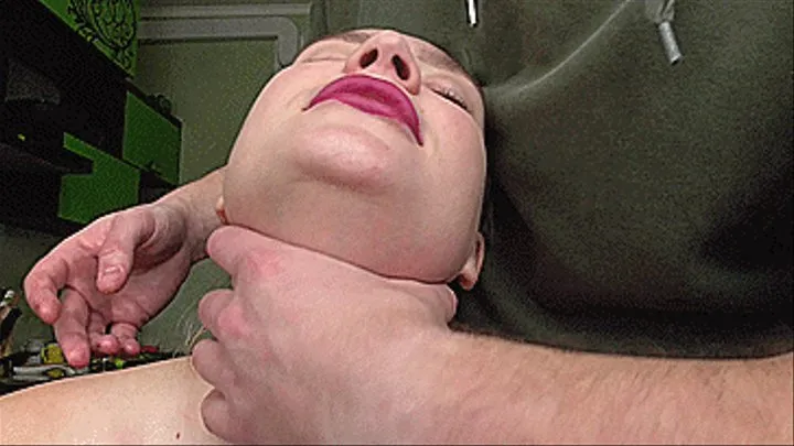 NECK IN OIL MASSAGE!