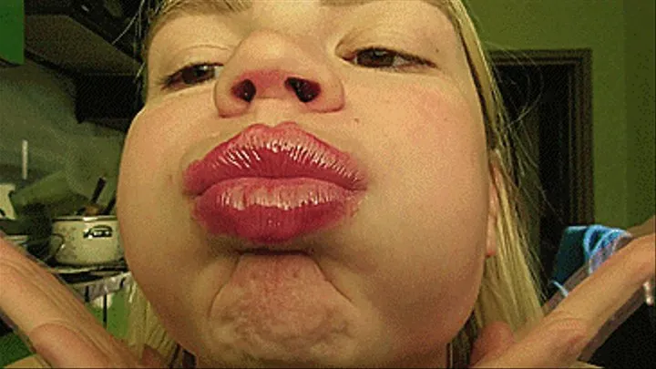 FETISH OF PINK LIPS AND BLOWING OFF BIG CHEEKS!